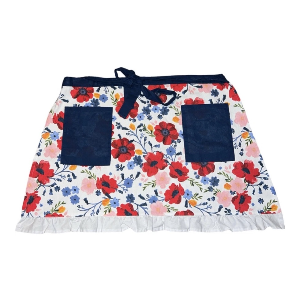 Dolly Parton Floral Poppy Half Apron